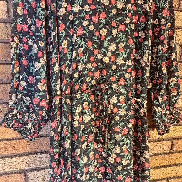 Draper James RSVP Small Black Floral Dress - Picture 2 of 7